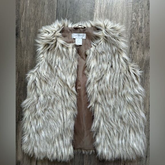 Say What? Other - GIRLS FAUX FUR VEST SIZE LARGE